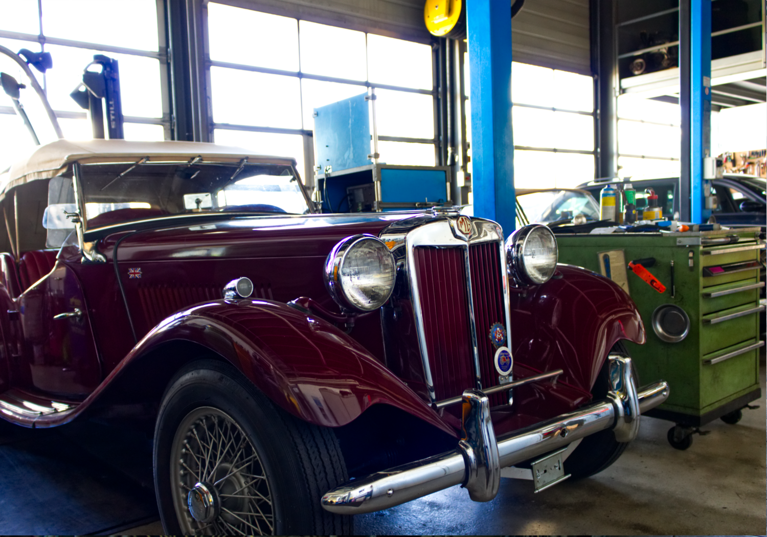 Garage innen 1