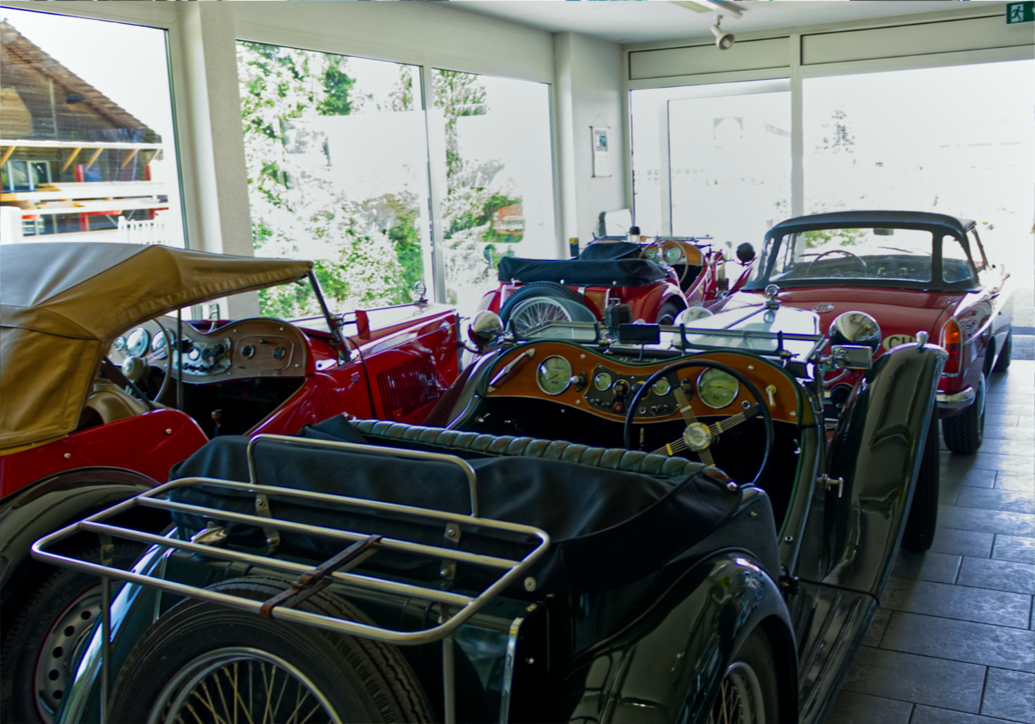 Garage innen 2