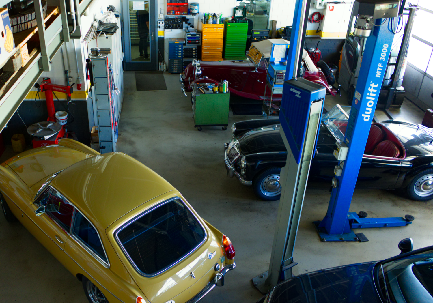 Garage innen 33